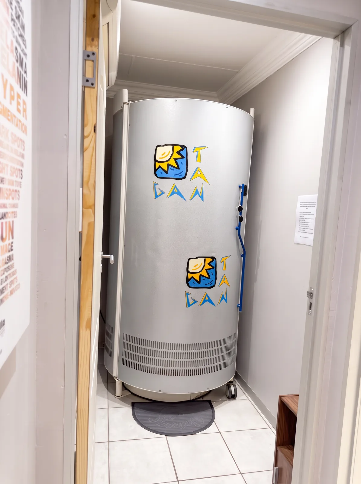 The Tan Can spray-tanning cylinder at Eloah